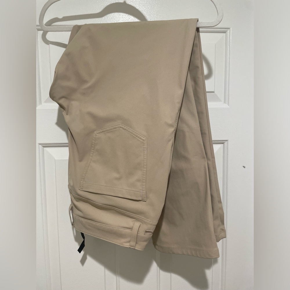 Lululemon men’s ABC pants